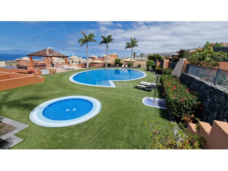 Foto 4831073a-9db9-4b4a-bb3d-1d0aabff3918. Casa amb aparcament piscina a La Caleta Adeje