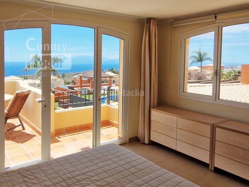 Foto e261e003-97b8-4523-9831-a4f059b48d80. Casa amb aparcament piscina a La Caleta Adeje