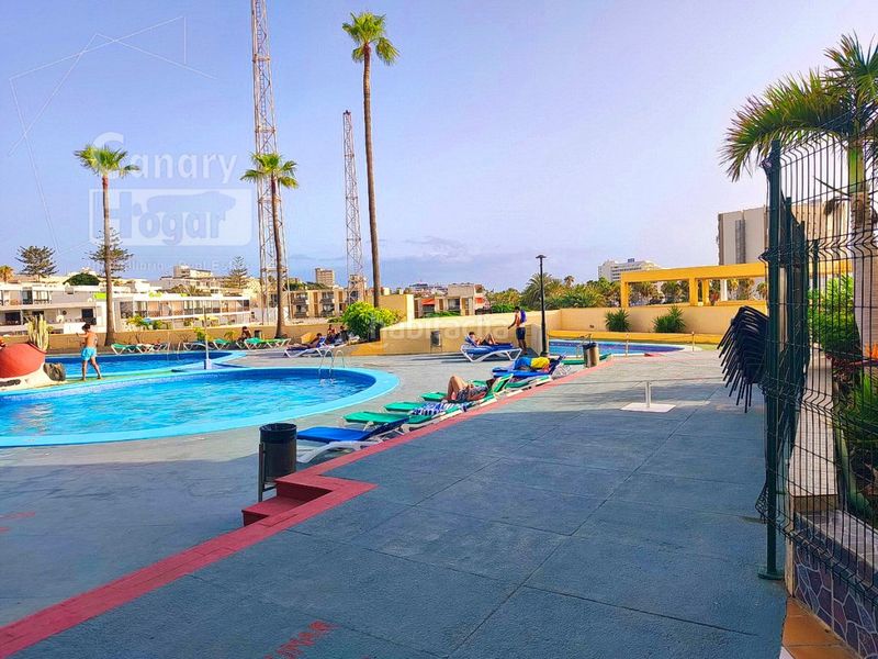 Foto 85c75d94-07ad-4fa2-a70f-3529a8b1b5ec. Apartament amb aparcament piscina a Playa de las Américas Arona