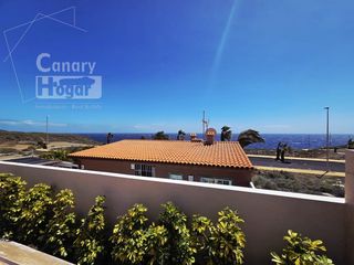 Casa  Calle alcalde antonio yanes mor. Villa de obra nueva en primera línea de mar 3 dorm., piscina pri