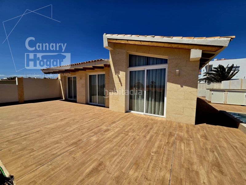 Foto 648c7a74-169b-452d-a4bd-1697ea577e2c. Casa amb aparcament piscina a Arico