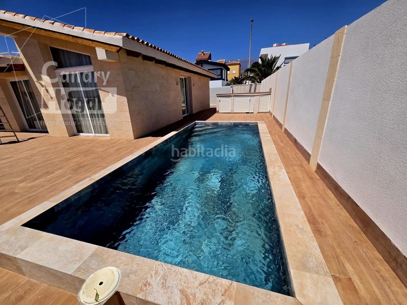 Foto 6ba5713d-f820-4a61-a1c6-eedd2a80d03a. Casa amb aparcament piscina a Arico