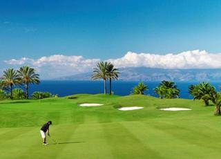 Terreny residencial a Abama. Parcela de uso residencial en venta el campo de golf de abama