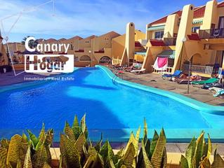 Appartement à Torviscas Bajo. Piso de planta baja reformado al completo en venta en mareverde