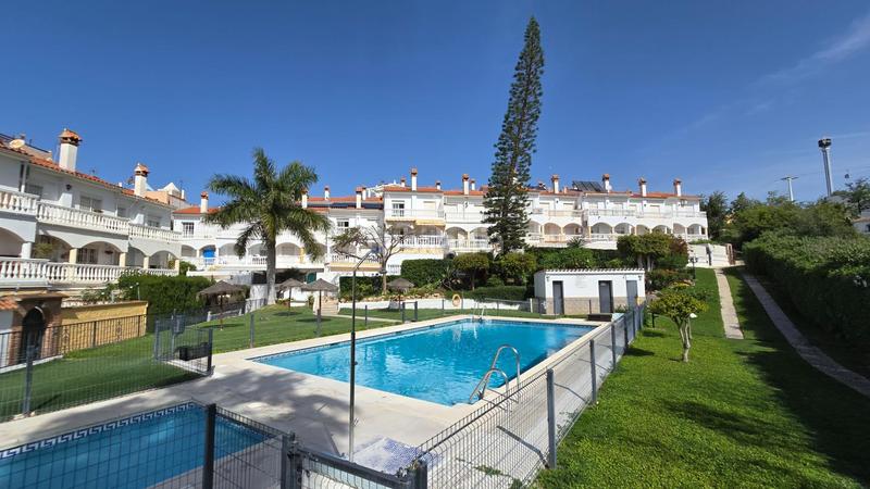 Foto 11760199-48fb-4bba-8655-27a8ffd18da3. Casa bifamiliare con riscaldamento piscina in Montealto - Monterrey Benalmádena