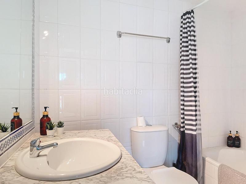 Foto 6d7ac757-0513-4d17-a252-0504551fa0e6. Appartamento con riscaldamento piscina in El Bajondillo Torremolinos