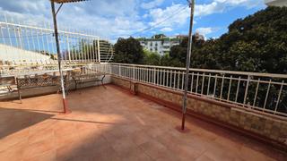 Pis  Avenida joan miro. Piso con terraza en el centro de torremolinos