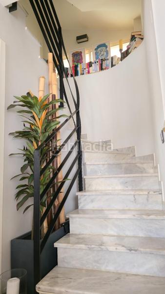 Foto 27d2daa4-f06a-4f89-b0b7-e132ad629f48. Ático tríplex en venta centro!! en Calvario Torremolinos