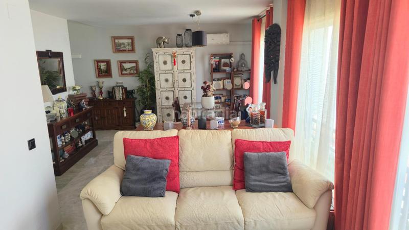 Foto 53edf9ee-02fa-4cb0-ae81-f3f05166e844. Ático tríplex en venta centro!! en Calvario Torremolinos