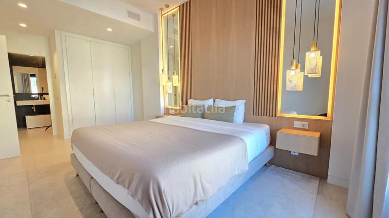 Foto 88c8d65c-465e-4bb2-b76e-da09e2f6949c. Pis a calle los portales 4 a Los Álamos Torremolinos