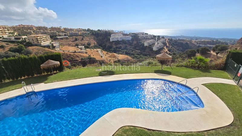 Foto 41c87758-5d93-4b1f-8783-65bd05741665. Duplex con parcheggio piscina in Calahonda Mijas
