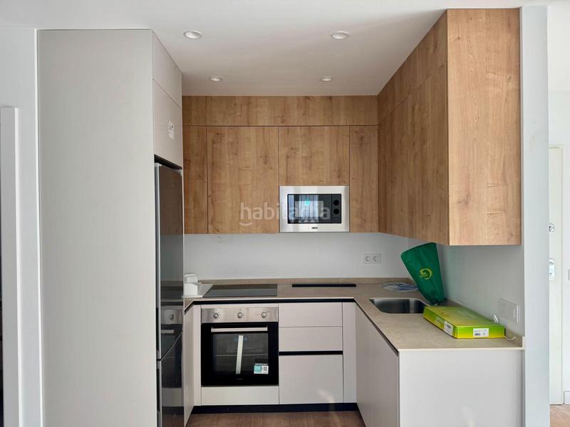 Foto 245a6a2a-f33d-4afb-b97b-0af79f37f1d1. Pis amb aparcament a Montemar Torremolinos