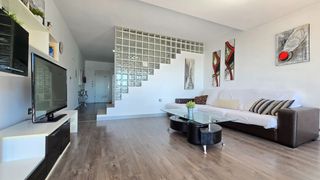 Duplex  Palma mallorca. Ático dúplex reformado en venta a 300 metros de la carihuela con