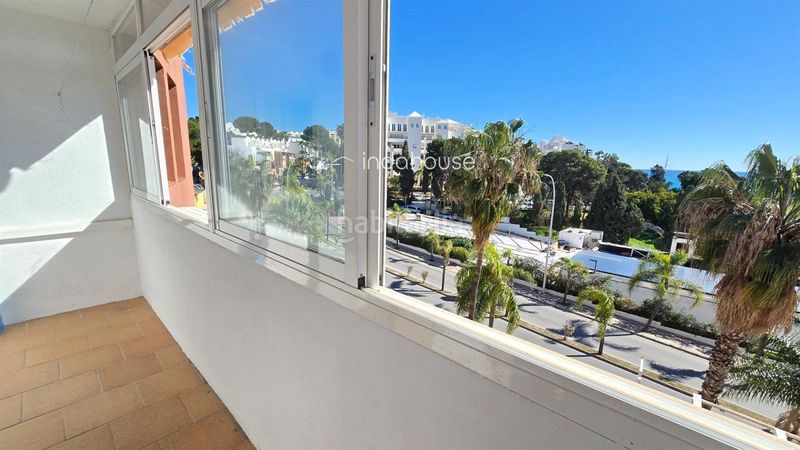 Foto 2f360d84-c18e-409a-a6db-dd8f24cb58b9. Dúplex amb calefacció aparcament piscina a Montemar Torremolinos