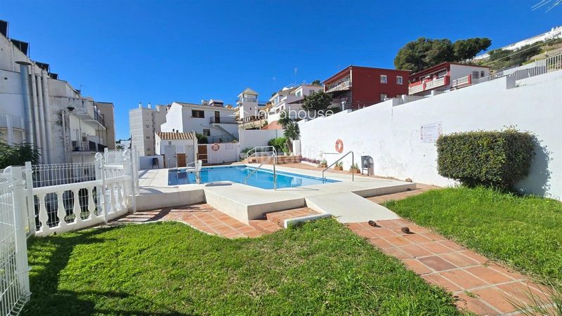 Foto 40c31ad8-f51c-44bb-b16a-2d3111d8d4a9. Dúplex amb calefacció aparcament piscina a Montemar Torremolinos