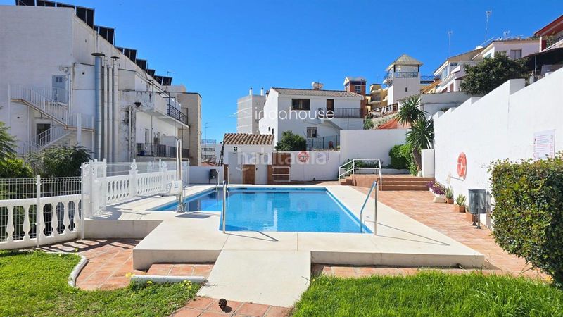 Foto a63e88fd-d7ea-4baa-b219-3a02a9d6819a. Dúplex amb calefacció aparcament piscina a Montemar Torremolinos