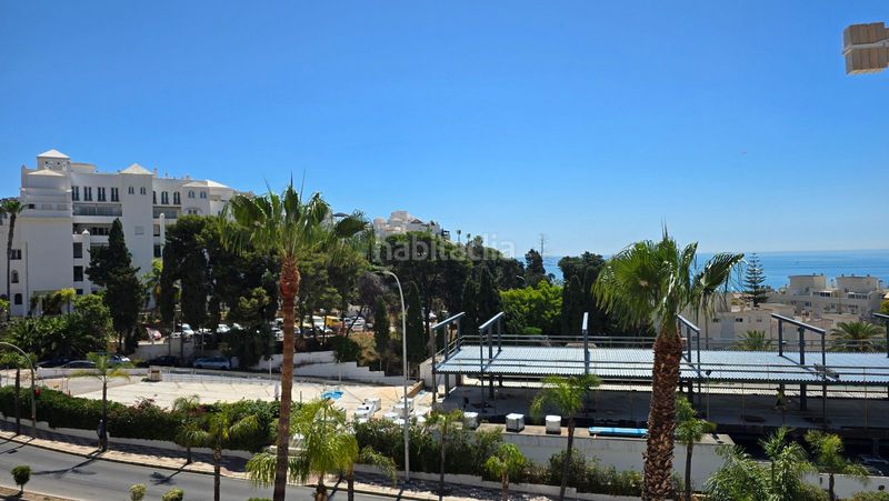 Foto e6cddefe-432f-43a5-ace9-a2538bf06fbb. Dúplex amb calefacció aparcament piscina a Montemar Torremolinos