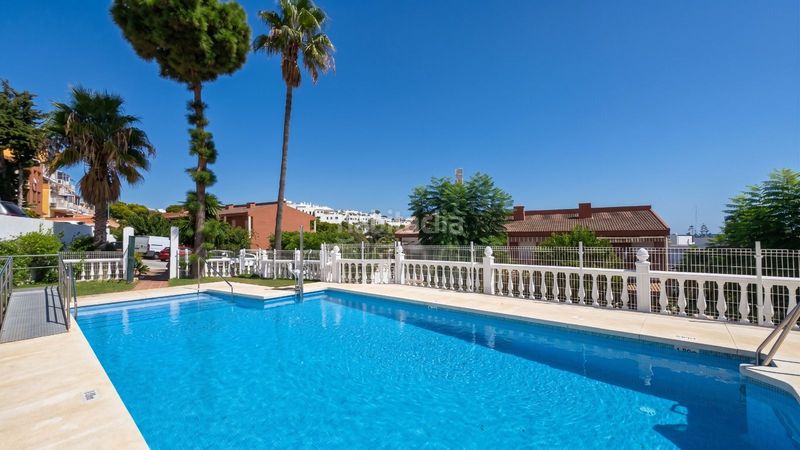Foto 540b4478-fc27-4d3f-ab1a-baadf229a65c. Duplex con riscaldamento parcheggio piscina in Montemar Torremolinos