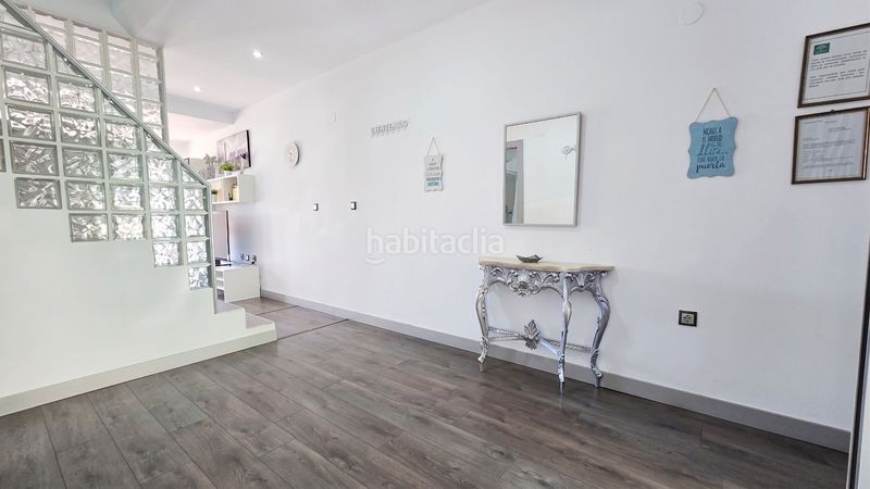 Foto 55e55b40-a813-4c76-a0b0-f21b5489a47e. Duplex con riscaldamento parcheggio piscina in Montemar Torremolinos