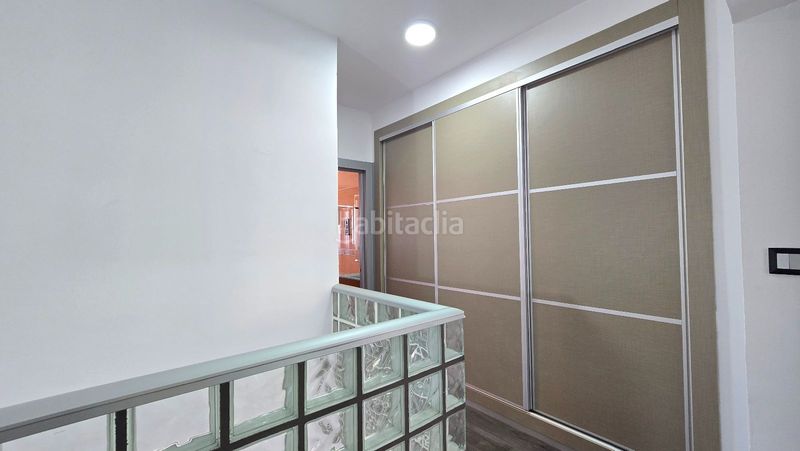 Foto b342dce2-c47e-4324-b818-b49dfc60fff2. Duplex con riscaldamento parcheggio piscina in Montemar Torremolinos