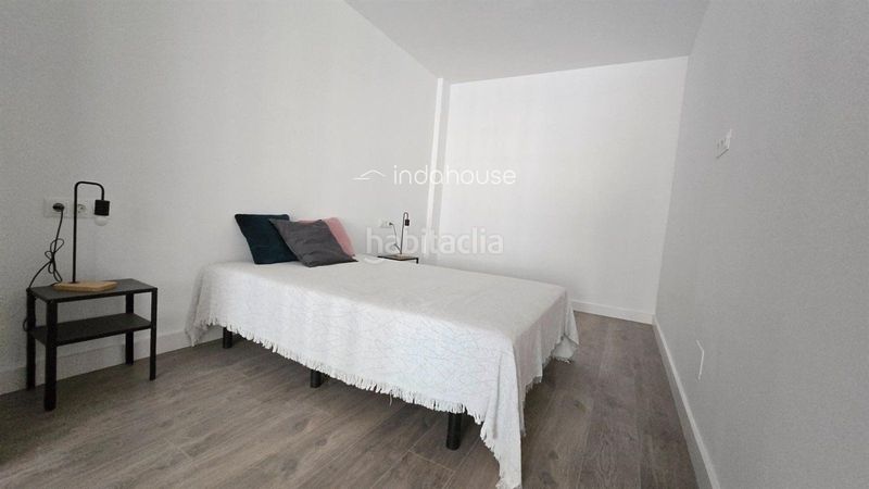Foto f6a7d33a-2d6f-4569-905c-75b5a758a5c1. Pis a Los Castillejos - La Trinidad Málaga