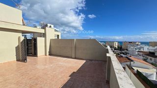 Apartament  Calle de francisco de quevedo, 24. Exclusiva vivienda reformada con terraza en montemar, torremolin