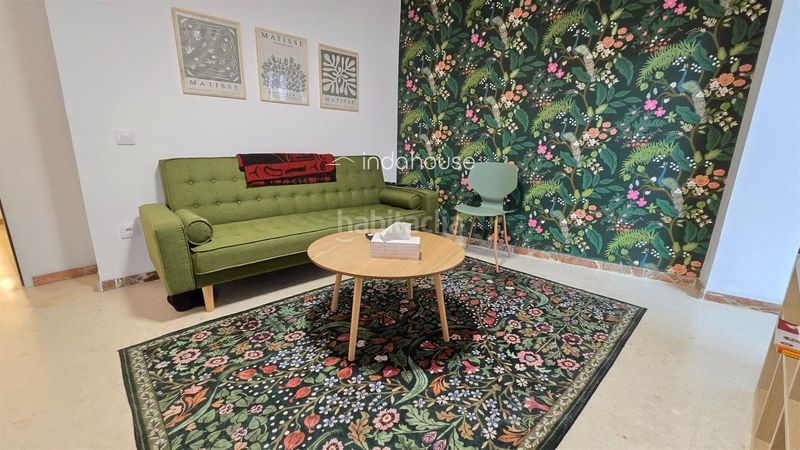 Foto 8fb8b1d5-3905-4571-a5df-e8922bdd1662. Pis amb calefacció aparcament a Centro Histórico Málaga