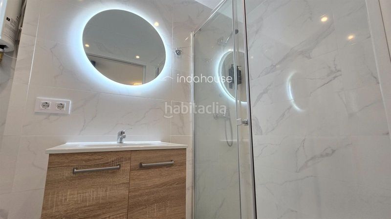 Foto ac8ff6c6-b46f-4102-a841-e178074273de. Pis amb calefacció aparcament a Centro Histórico Málaga