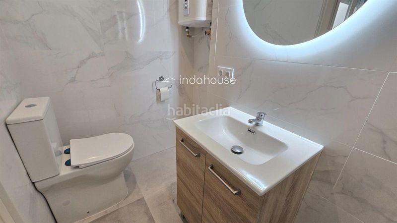 Foto e4f2a733-b175-488c-af36-aa889af88db3. Pis amb calefacció aparcament a Centro Histórico Málaga