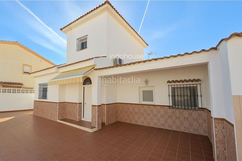 Foto e198c914-b171-4e81-b301-2617577809c7. Xalet amb aparcament piscina a Arroyo de la Miel Benalmádena