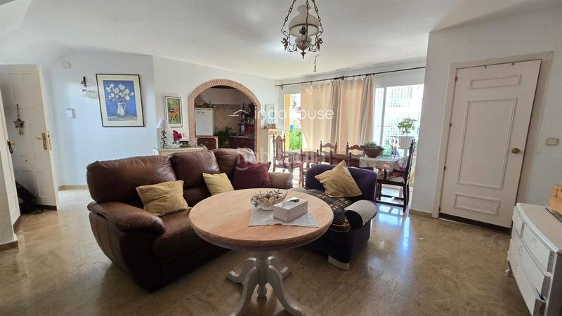 Foto d94d0ed0-a512-43d3-baf5-05852724b959. Casa adossada a Rodeo Alto - Guadaiza - La Campana Marbella