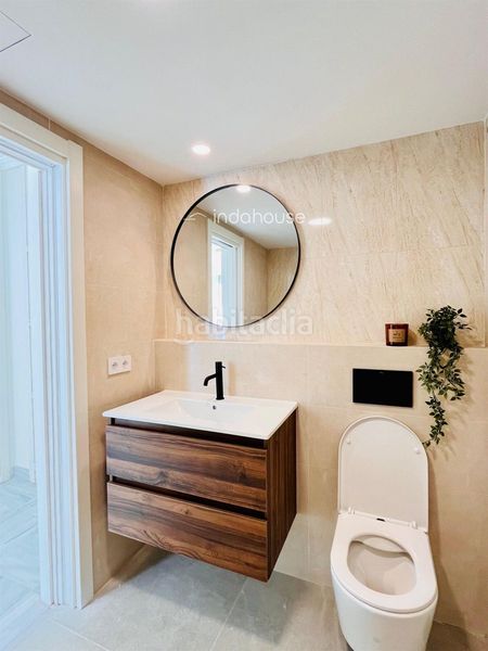 Foto 0cf22abb-901c-4d11-8567-f958885fbe72. Dúplex amb aparcament a Playa de la Fontanilla Marbella