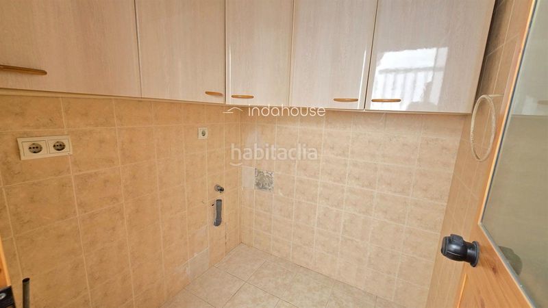 Foto 0736d9f9-9a10-4ee6-8f21-d0457d986dd6. Casa adossada a Campanillas Málaga