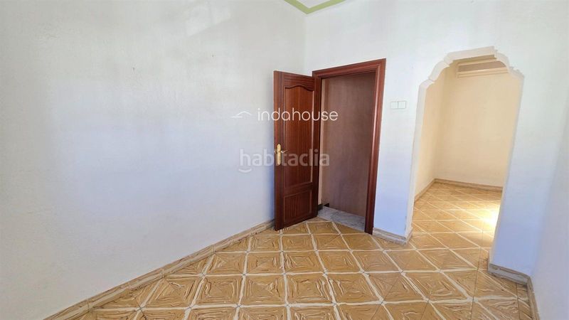 Foto 2badbaa2-921b-451f-bacc-e7c57d5e71c8. Casa adossada a Campanillas Málaga