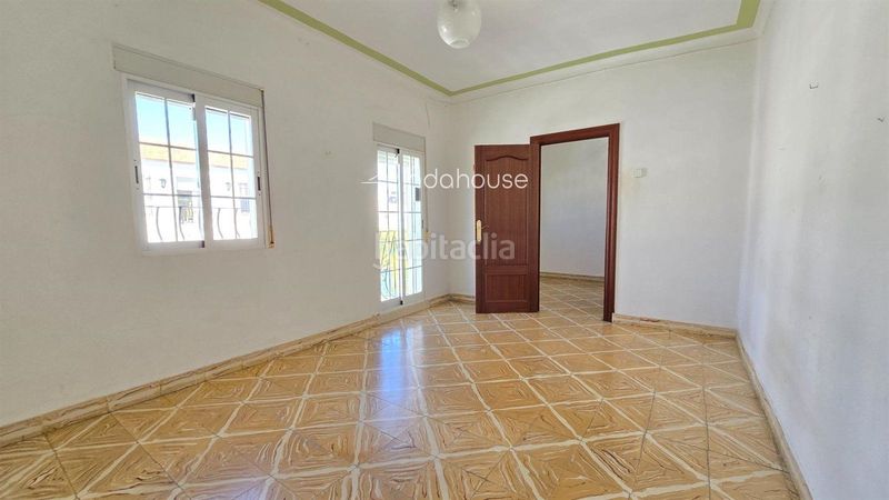 Foto d8b2a4fa-60c3-43b3-aa41-8eddd4cc9736. Casa adossada a Campanillas Málaga