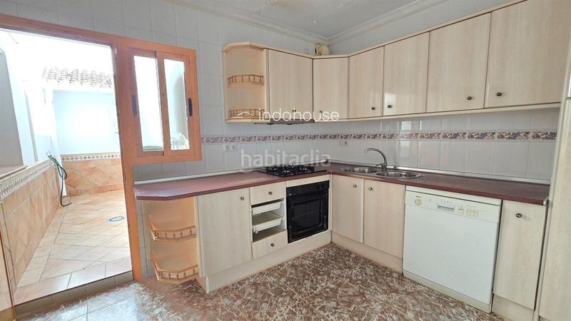 Foto e006b5ef-d0c2-4bb7-b714-5b452bf5e005. Casa adossada a Campanillas Málaga