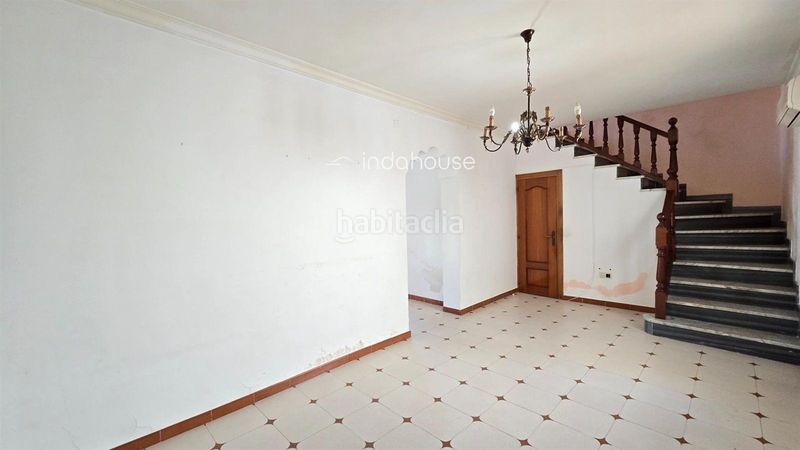 Foto e5dcb759-71dd-42dd-be23-125a410abb51. Casa adossada a Campanillas Málaga
