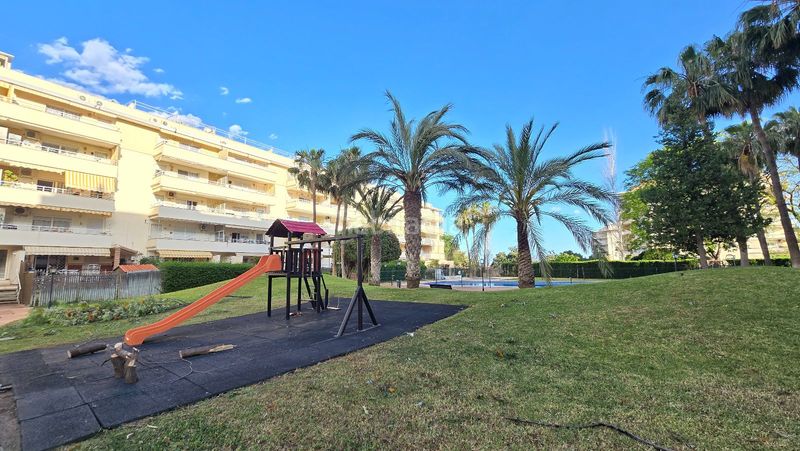 Foto 0c70d2c6-2a80-424a-ae46-c293b669d960. Pis amb calefacció aparcament piscina a Arroyo de la Miel Benalmádena