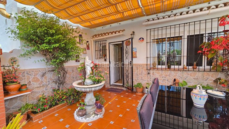 Foto ca4bb3aa-7a73-4316-a164-2f6f336dbc11. Casa adossada amb calefacció aparcament piscina a Málaga