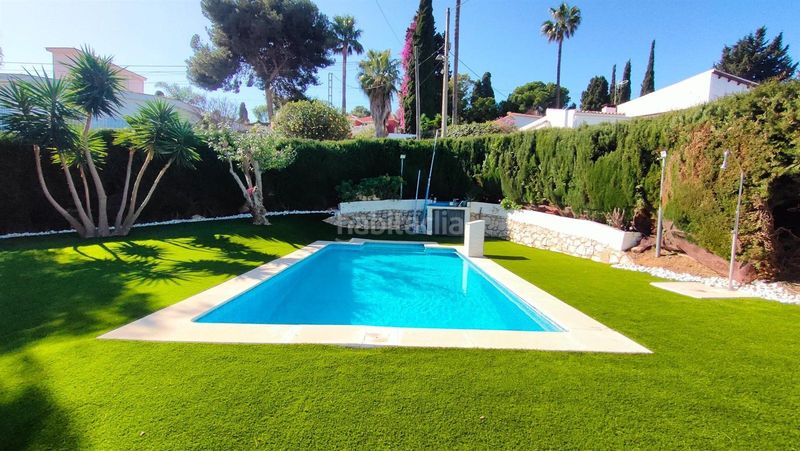 Foto d90b95df-e17d-479e-a0d5-f648d23bc8c6. Xalet amb piscina a El Pinar- Palacio de Congresos Torremolinos