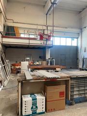 Pas-de-porte Bâtiment à usage industriel à Estación. Nave carpintería metálica y de aluminio