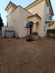 Casa adossada  Carrer bonaire. Vivienda en sa ràpita