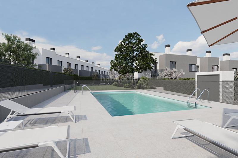 Foto 109e3c74-60c1-4d3c-98c3-b9612ef1a8b5. Chalet en calle hayedo de montejo 31 chalet obra nueva en Villalbilla