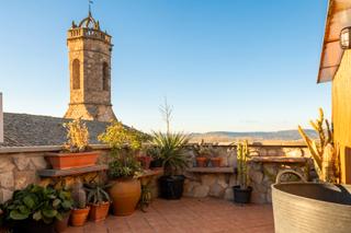 Semi detached house in Santa Margarida de Montbui. Amb encant al cor de santa margarida de montbui