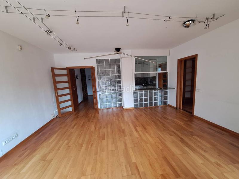 Foto 1d7625e1-1665-4398-a70e-c7cc3cca0e32. Appartement avec chauffage parking dans Centre Sabadell