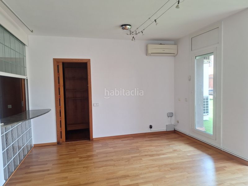 Foto d5bfdd93-f9e6-41a0-97e9-f8f696701f9a. Pis a rambla 178 a Centre Sabadell