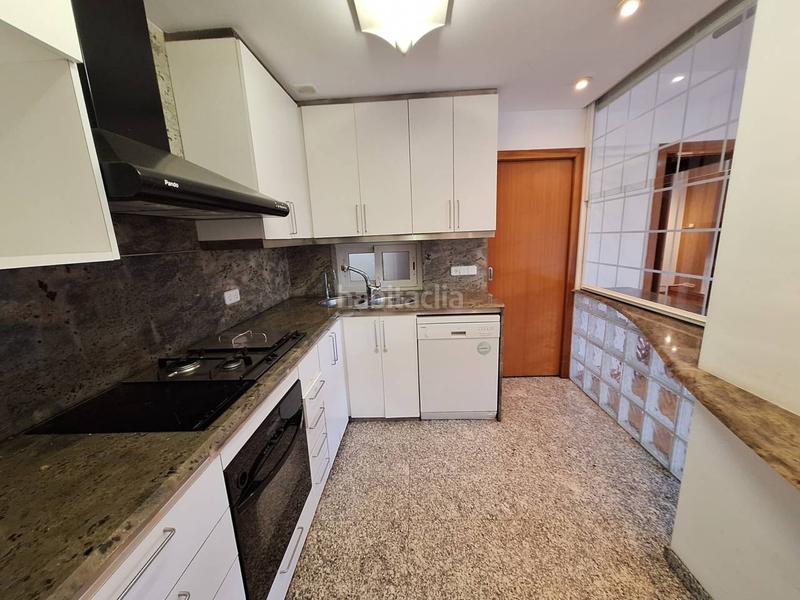 Foto d66cffb6-f5c1-4794-adf0-0ba675b0f654. Appartement dans rambla 176 dans Centre Sabadell