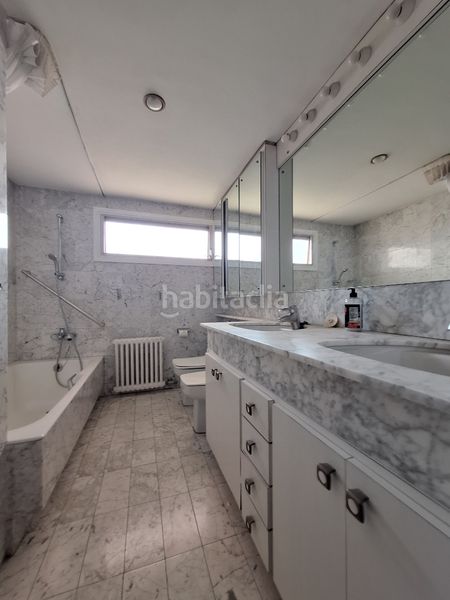 Foto 4d381333-c112-465b-bfe5-e53a90870981. Pis amb xemeneia calefacció aparcament a Sant Gervasi - Bonanova Barcelona