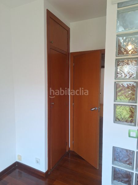 Foto ce0f6c41-5d7b-4e95-8de2-f57bbfcaaf39. Pis amb aparcament a Centre Sabadell