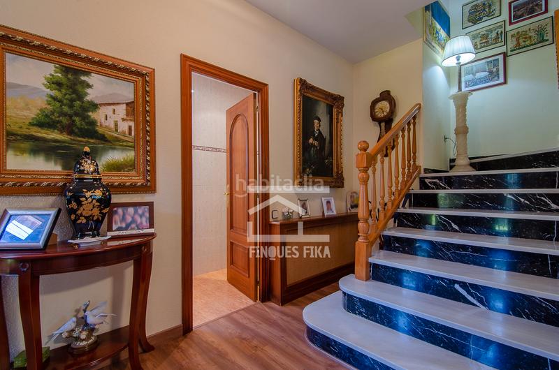 Foto a6f84ad6-899d-4906-b3ac-d2fd9eb3505d. Chalet con camino riscaldamento parcheggio piscina in Mataró